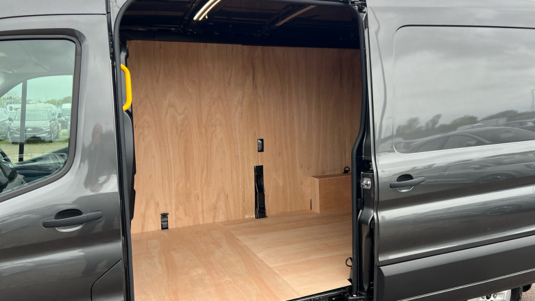 Ford Transit 350 L3 Diesel Fwd 2.0 EcoBlue 165ps H2 Limited Van [Nav]